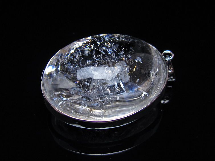 アイリスクォーツ 水晶 ペンダント 虹入り メール便可 一点物 112-14114