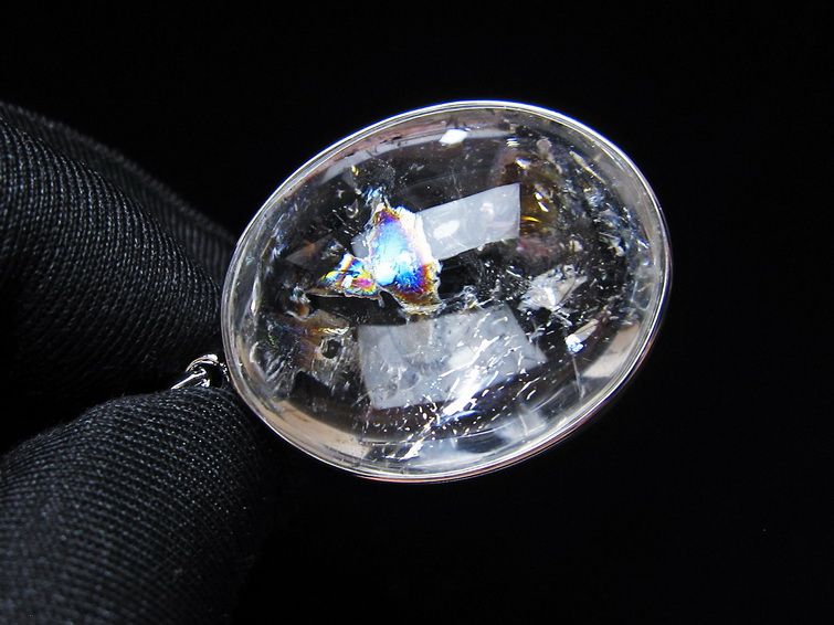 アイリスクォーツ 水晶 ペンダント 虹入り メール便可 一点物 112-14116