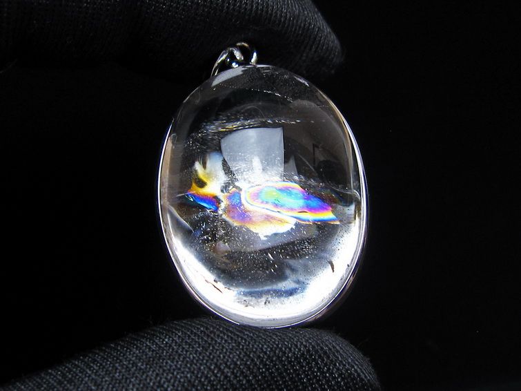 アイリスクォーツ 水晶 ペンダント 虹入り メール便可 一点物 112-14118