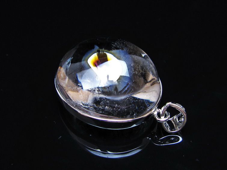 アイリスクォーツ 水晶 ペンダント 虹入り メール便可 一点物 112-14120