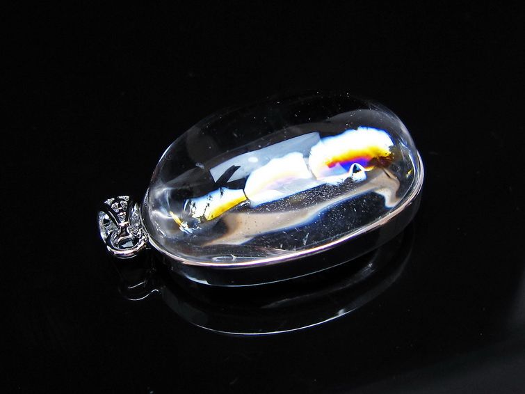アイリスクォーツ 水晶 ペンダント 虹入り メール便可 一点物 112-14124