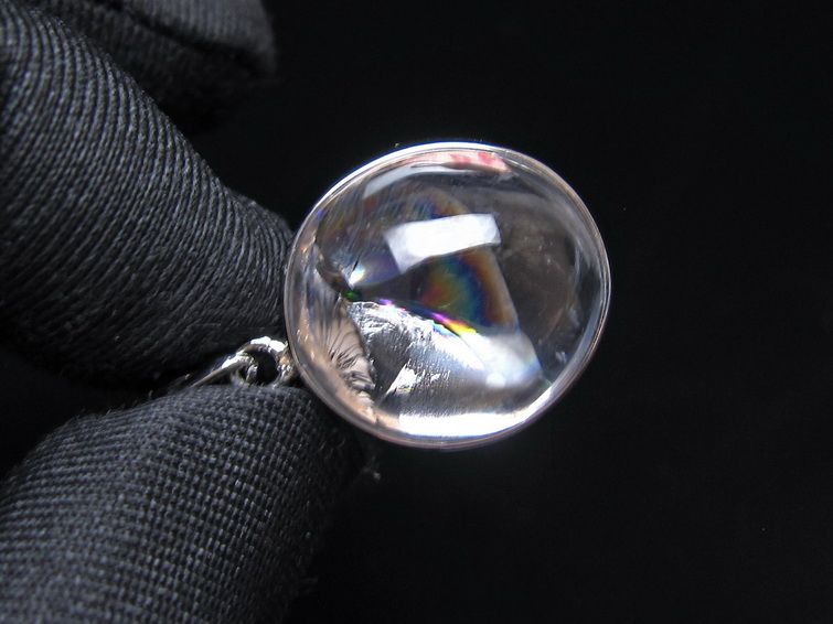 アイリスクォーツ 水晶 ペンダント 虹入り メール便可 一点物 112-14129