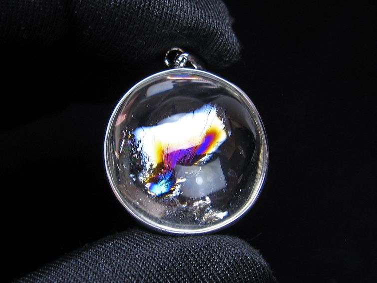 アイリスクォーツ 水晶 ペンダント 虹入り メール便可 一点物 112-14132