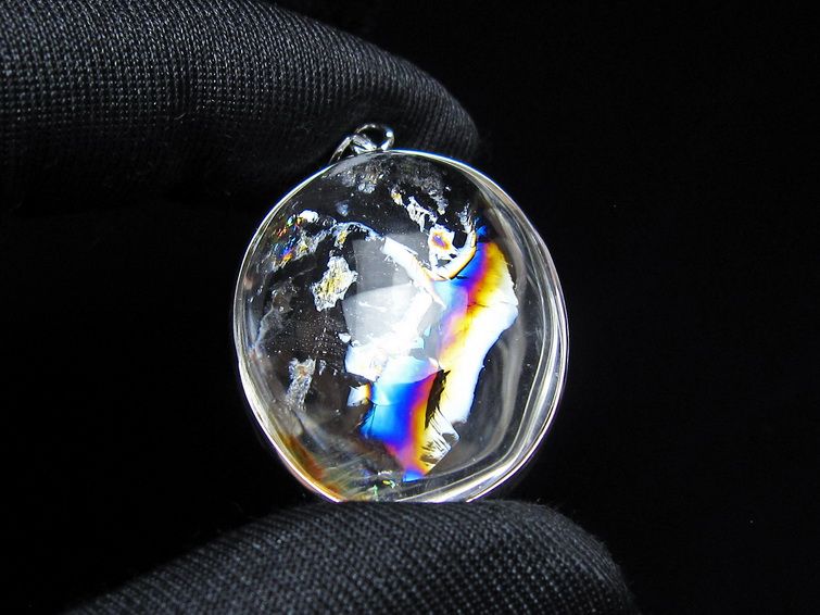 アイリスクォーツ 水晶 ペンダント 虹入り メール便可 一点物 112-14142
