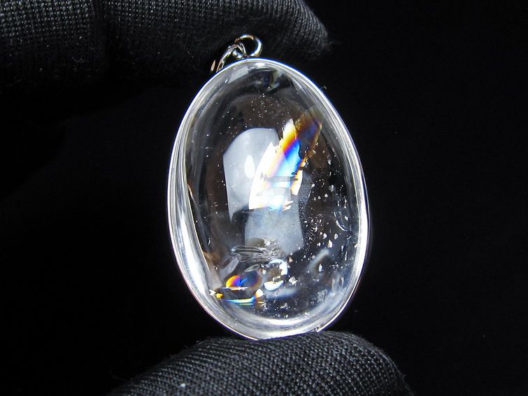 アイリスクォーツ 水晶 ペンダント 虹入り メール便可 一点物 112-14143