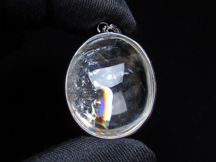 アイリスクォーツ 水晶 ペンダント 虹入り メール便可 一点物 112-14145