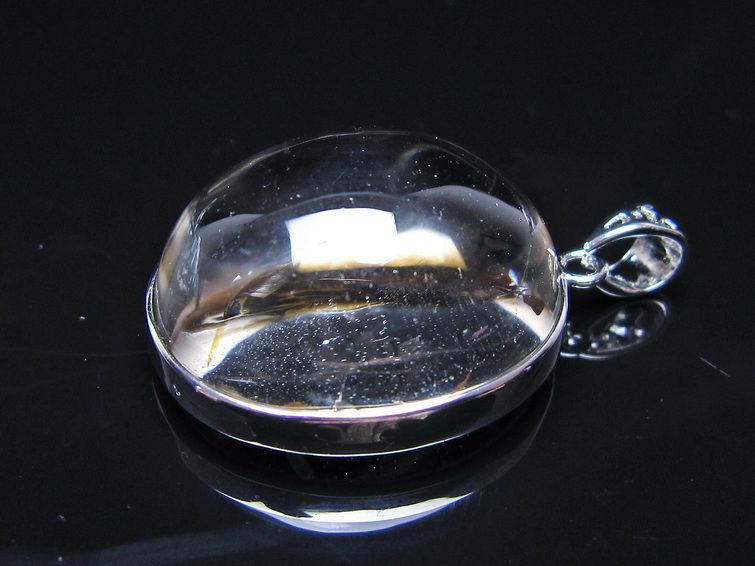 アイリスクォーツ 水晶 ペンダント 虹入り メール便可 一点物 112-14150