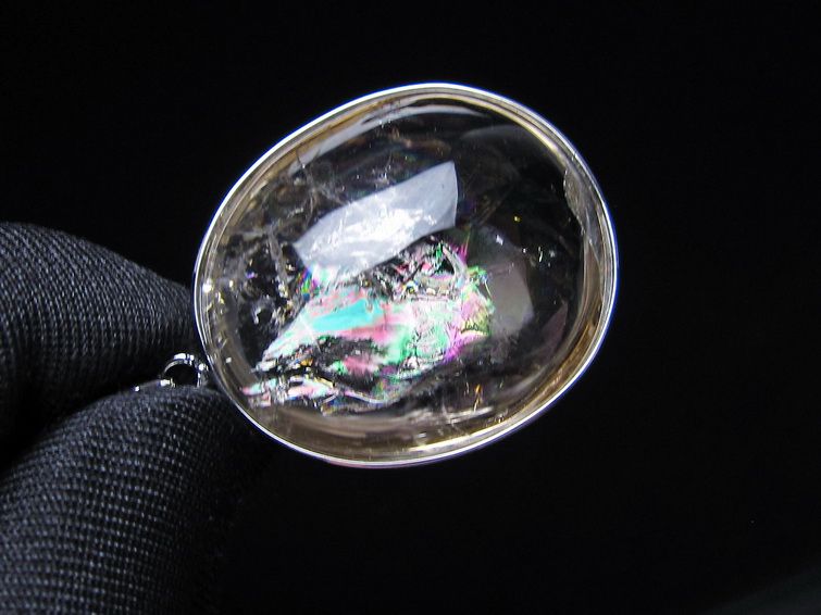 アイリスクォーツ 水晶 ペンダント 虹入り メール便可 一点物 112-14152