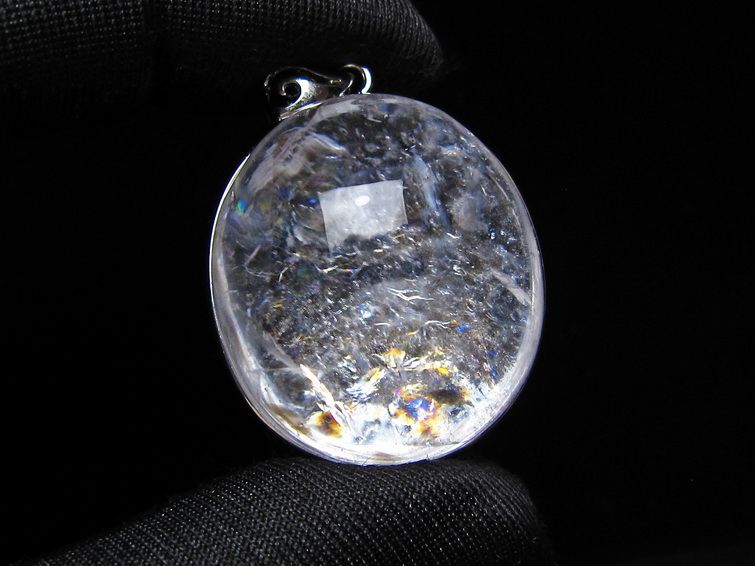 アイリスクォーツ 水晶 ペンダント 虹入り メール便可 一点物 112-14153