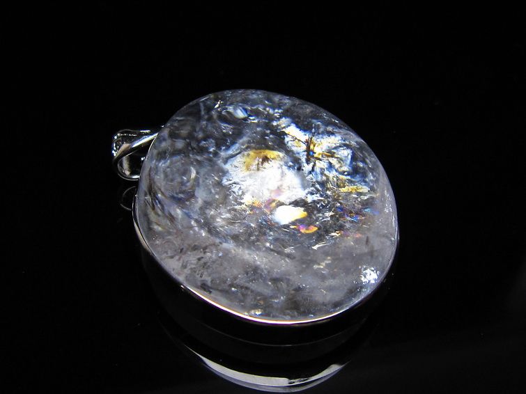 アイリスクォーツ 水晶 ペンダント 虹入り メール便可 一点物 112-14153
