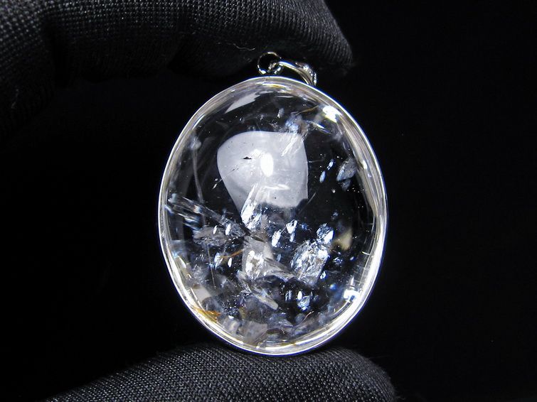 アイリスクォーツ 水晶 ペンダント 虹入り メール便可 一点物 112-14155