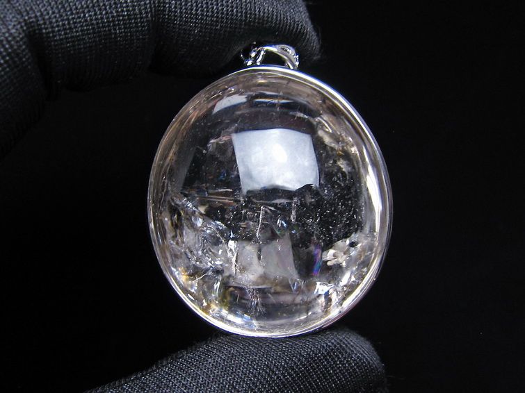 アイリスクォーツ 水晶 ペンダント 虹入り メール便可 一点物 112-14160