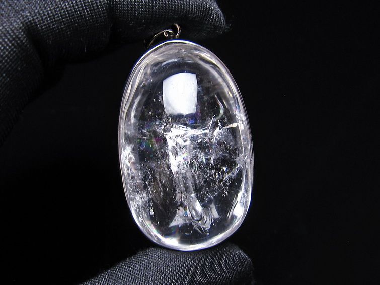 アイリスクォーツ 水晶 ペンダント 虹入り メール便可 一点物 112-14165