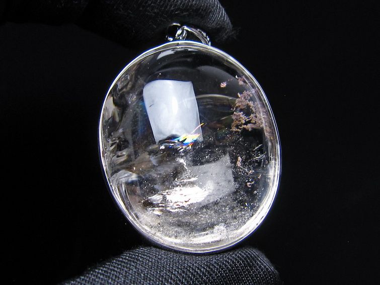 アイリスクォーツ 水晶 ペンダント 虹入り  一点物 112-14169