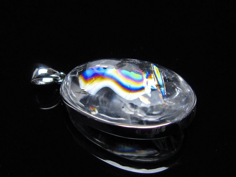 アイリスクォーツ 水晶 ペンダント 虹入り  一点物 112-14173