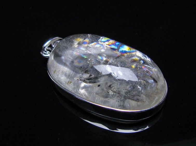 アイリスクォーツ 水晶 ペンダント 虹入り  一点物 112-14174