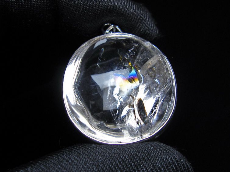 アイリスクォーツ 水晶 ペンダント 虹入り  一点物 112-14175