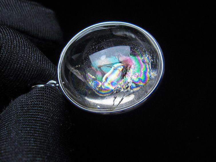 アイリスクォーツ 水晶 ペンダント 虹入り  一点物 112-14180