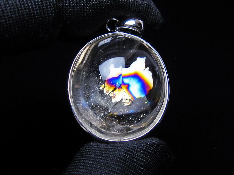 アイリスクォーツ 水晶 ペンダント 虹入り  一点物 112-14186