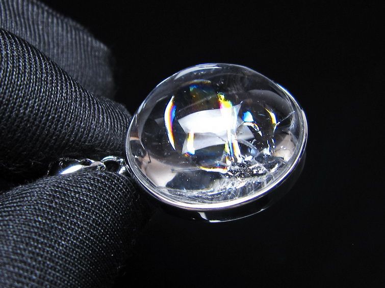アイリスクォーツ 水晶 ペンダント 虹入り  一点物 112-14188