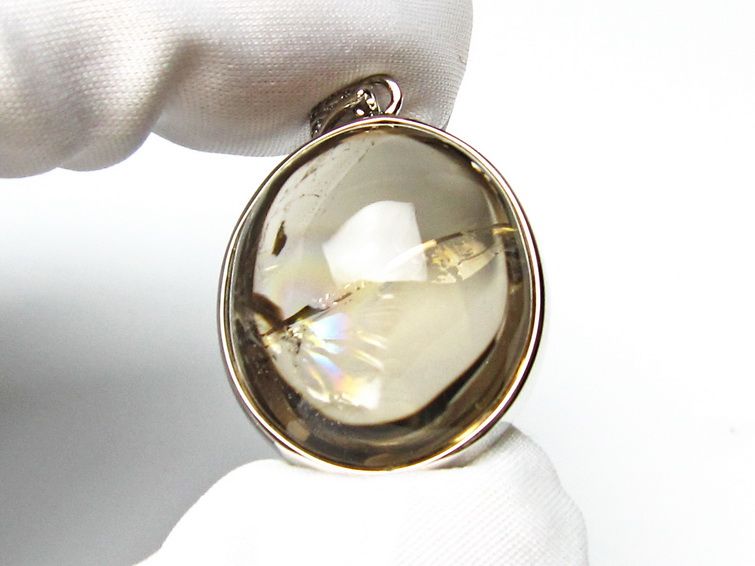 アイリスクォーツ 水晶 ペンダント 虹入り  一点物 112-14192