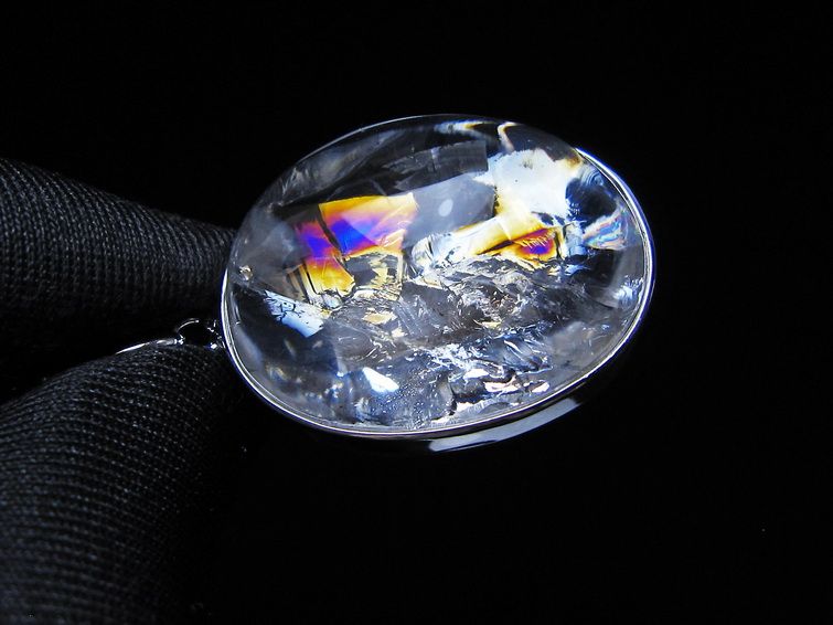 アイリスクォーツ 水晶 ペンダント 虹入り  一点物 112-14197
