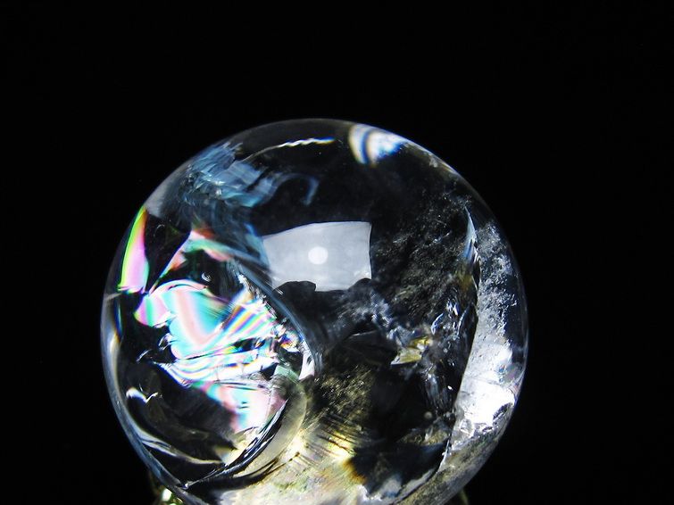アイリスクォーツ 水晶 丸玉 虹入り 28mm 水晶玉 置物 スフィア 141-6936
