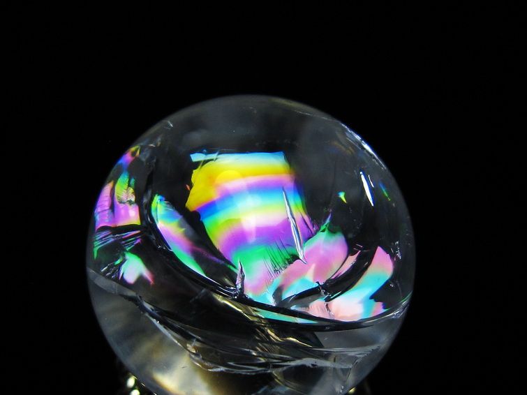アイリスクォーツ 水晶 丸玉 虹入り 27mm 水晶玉 置物 スフィア 141-6942