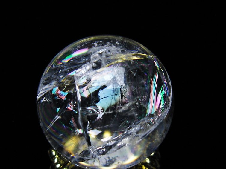 アイリスクォーツ 水晶 丸玉 虹入り 26mm 水晶玉 置物 スフィア 141-6965