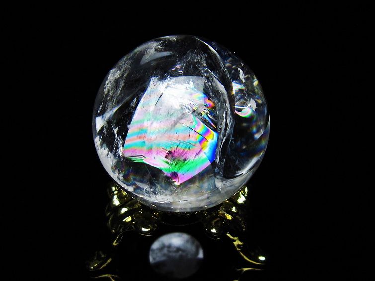 アイリスクォーツ 水晶 丸玉 虹入り 26mm 水晶玉 置物 スフィア 141-6970