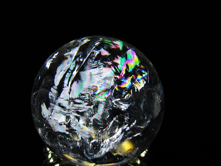 アイリスクォーツ 水晶 丸玉 虹入り 26mm 水晶玉 置物 スフィア 141-6973