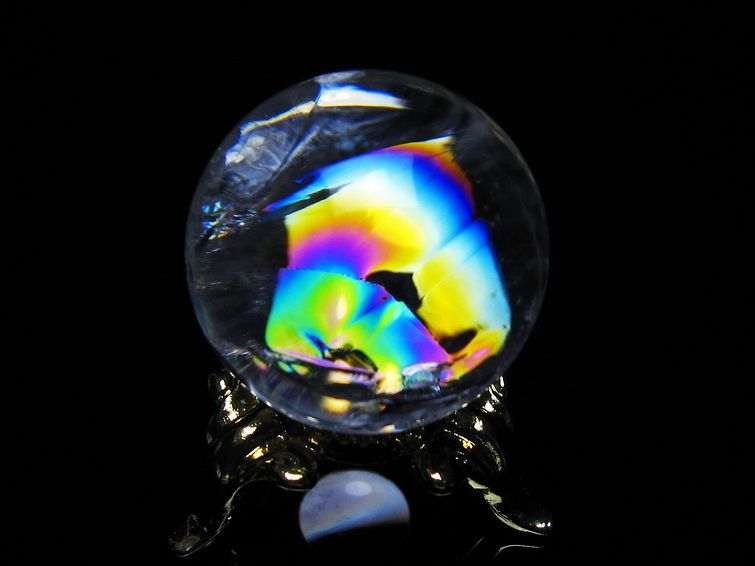 アイリスクォーツ 水晶 丸玉 虹入り 26mm スフィア 置物 水晶玉 一点物 141-7053