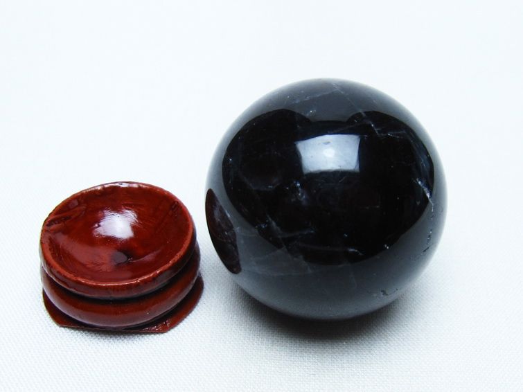 黒水晶 丸玉 36mm モリオン スフィア 置物 一点物 141-8166
