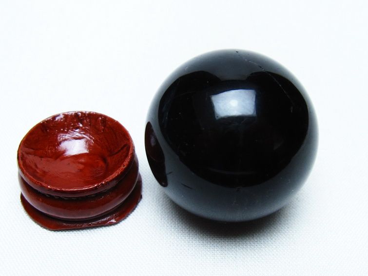 黒水晶 丸玉 33mm モリオン スフィア 置物 一点物 141-8258