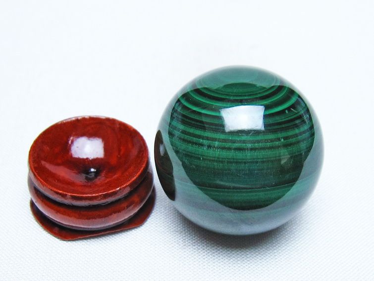 マラカイト 丸玉 31mm スフィア 置物 一点物 141-8266