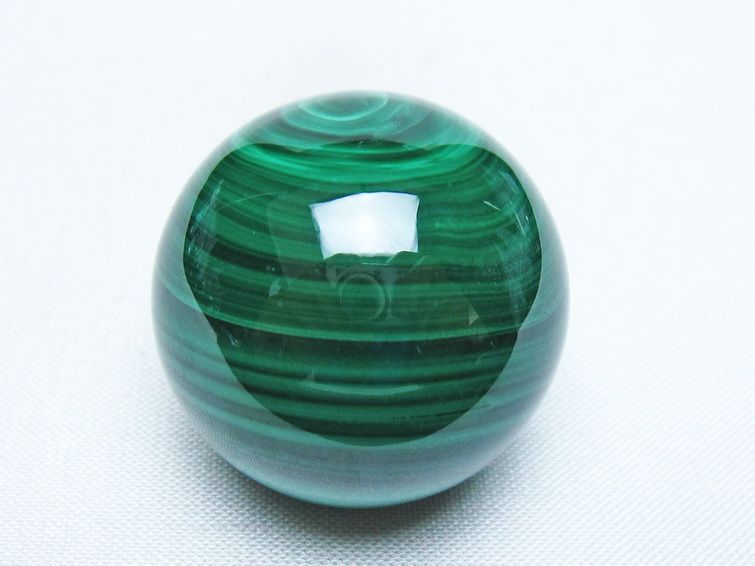 マラカイト 丸玉 32mm スフィア 置物 一点物 141-8276