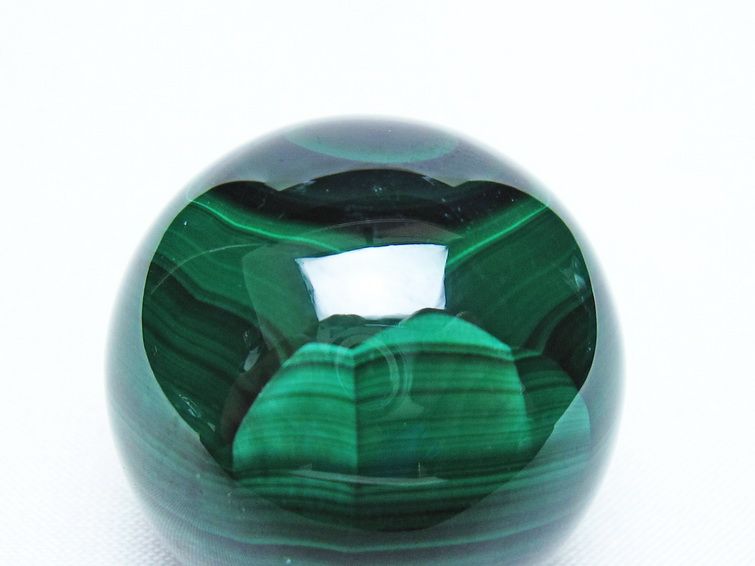マラカイト 丸玉 36mm スフィア 置物 一点物 141-8360