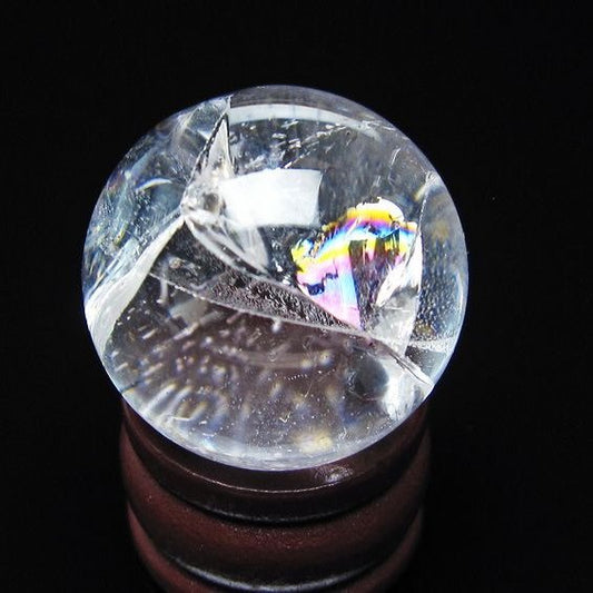 アイリスクォーツ 水晶玉 虹入り 26mm 水晶 丸玉 スフィア 置物 原石 一点物 141-8625