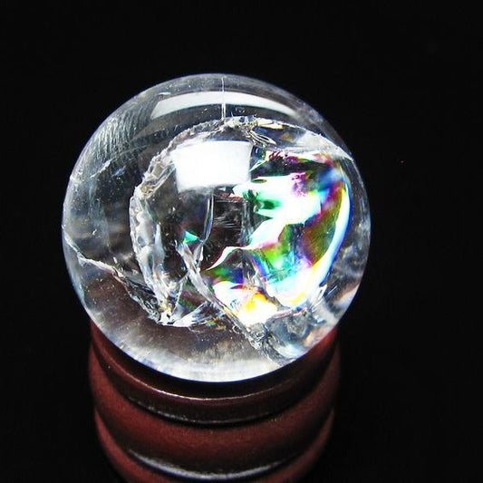 アイリスクォーツ 水晶玉 虹入り 26mm 水晶 丸玉 スフィア 置物 原石 一点物 141-8666