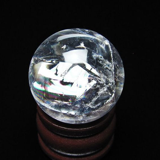 水晶 丸玉 虹入り 25mm 欠けあり アイリスクォーツ 水晶玉 置物 原石 一点物 141-8695