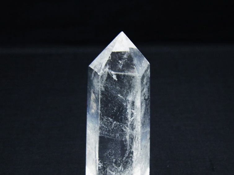 水晶 六角柱 ポイント 置物 一点物 142-10011