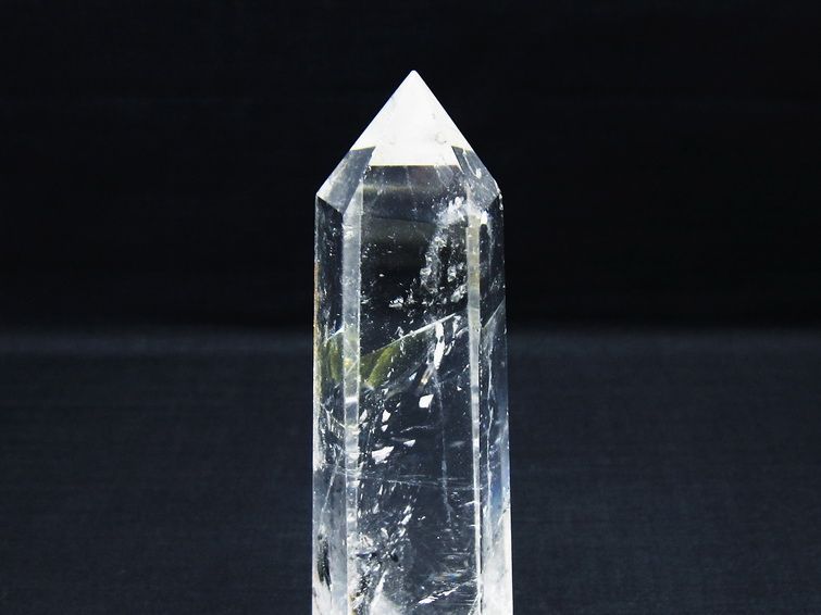水晶 六角柱 ポイント 置物 一点物 142-10041