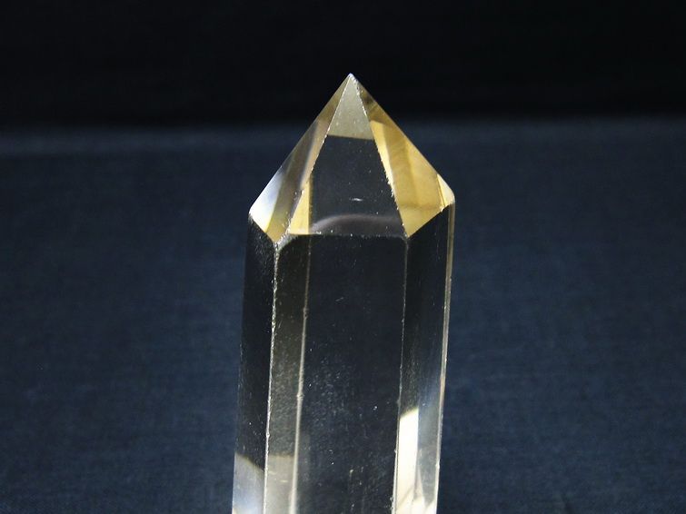 水晶 六角柱 ポイント 置物 一点物 142-10096
