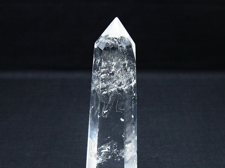 水晶 六角柱 ポイント 置物 一点物 142-10125