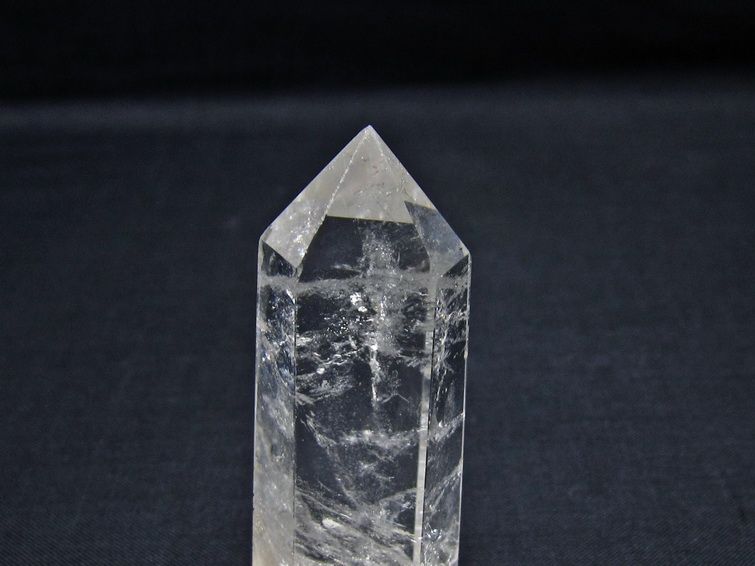 水晶 六角柱 ポイント 置物 一点物 142-11000