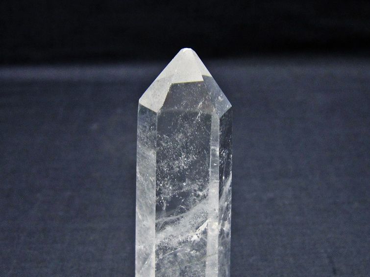 水晶 六角柱 ポイント 置物 一点物 142-11026
