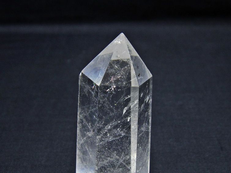 水晶 六角柱 ポイント 置物 一点物 142-11037