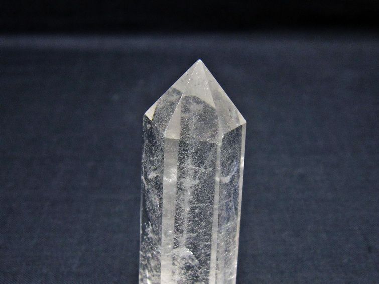 水晶 六角柱 ポイント 置物 一点物 142-11040