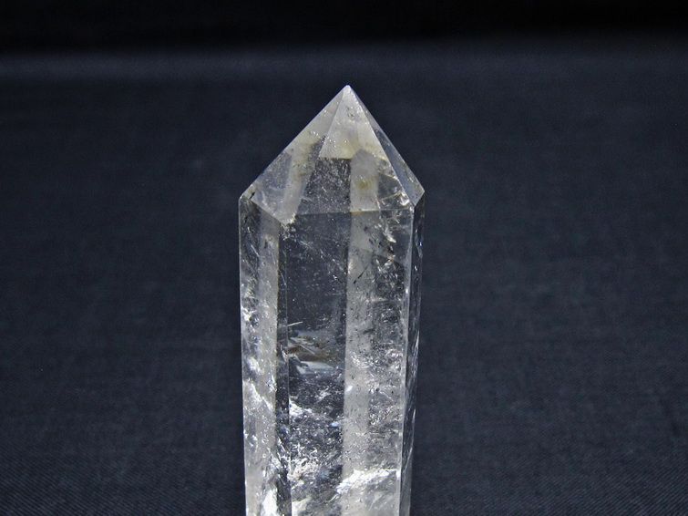 水晶 六角柱 ポイント 置物 一点物 142-11047