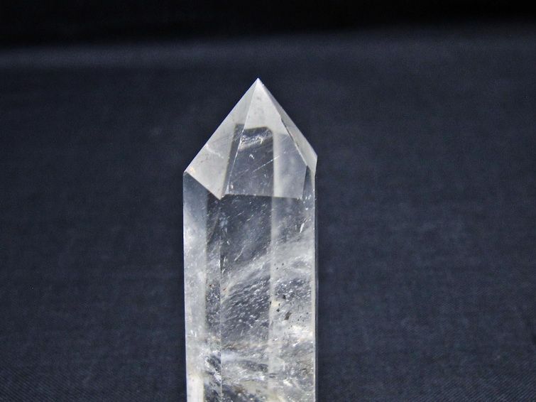 水晶 六角柱 ポイント 置物 一点物 142-11049
